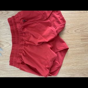 Lululemon Tracker Short V 2.5”